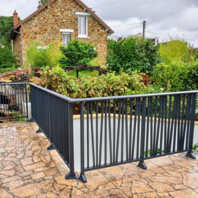 Garde corp traditionnel