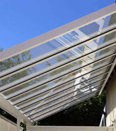 marquise vitré métallique